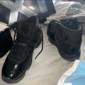 Cap and gown , retro Jordan 11